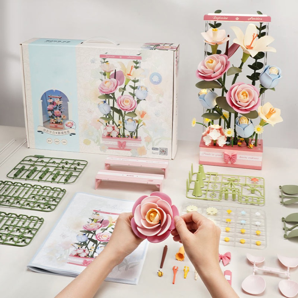 Blooming Bouquet 3D Plastic Puzzle