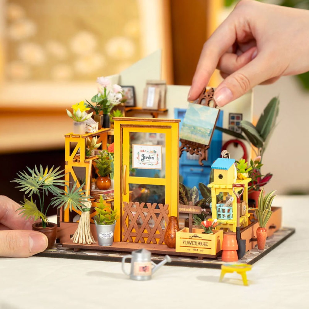Sunshine Greenhouse 3D Wooden Puzzle